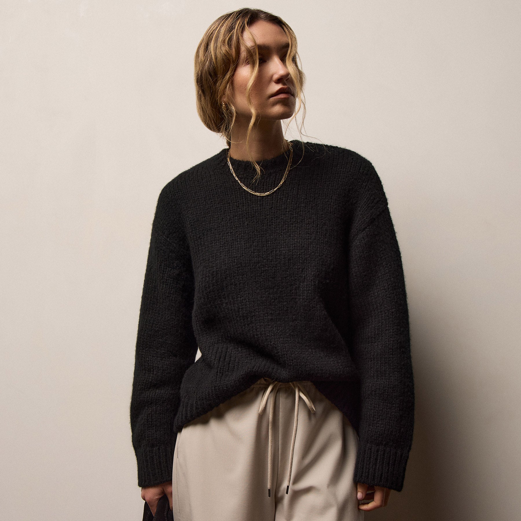 Textured Cashmere Sweater - Black