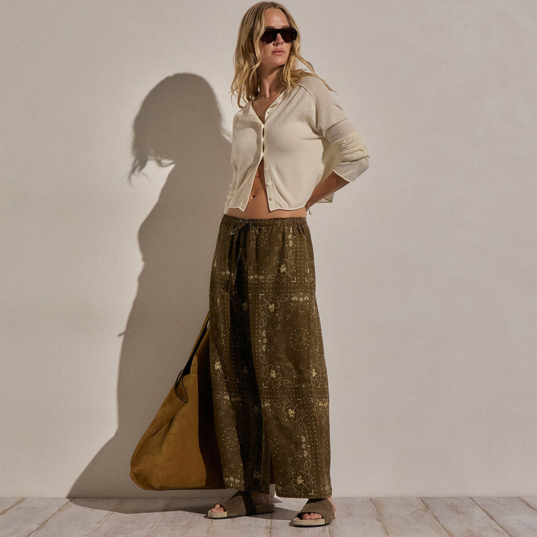 Palm Paisley Linen Wide Cuff Pant - Brown Bandana Print