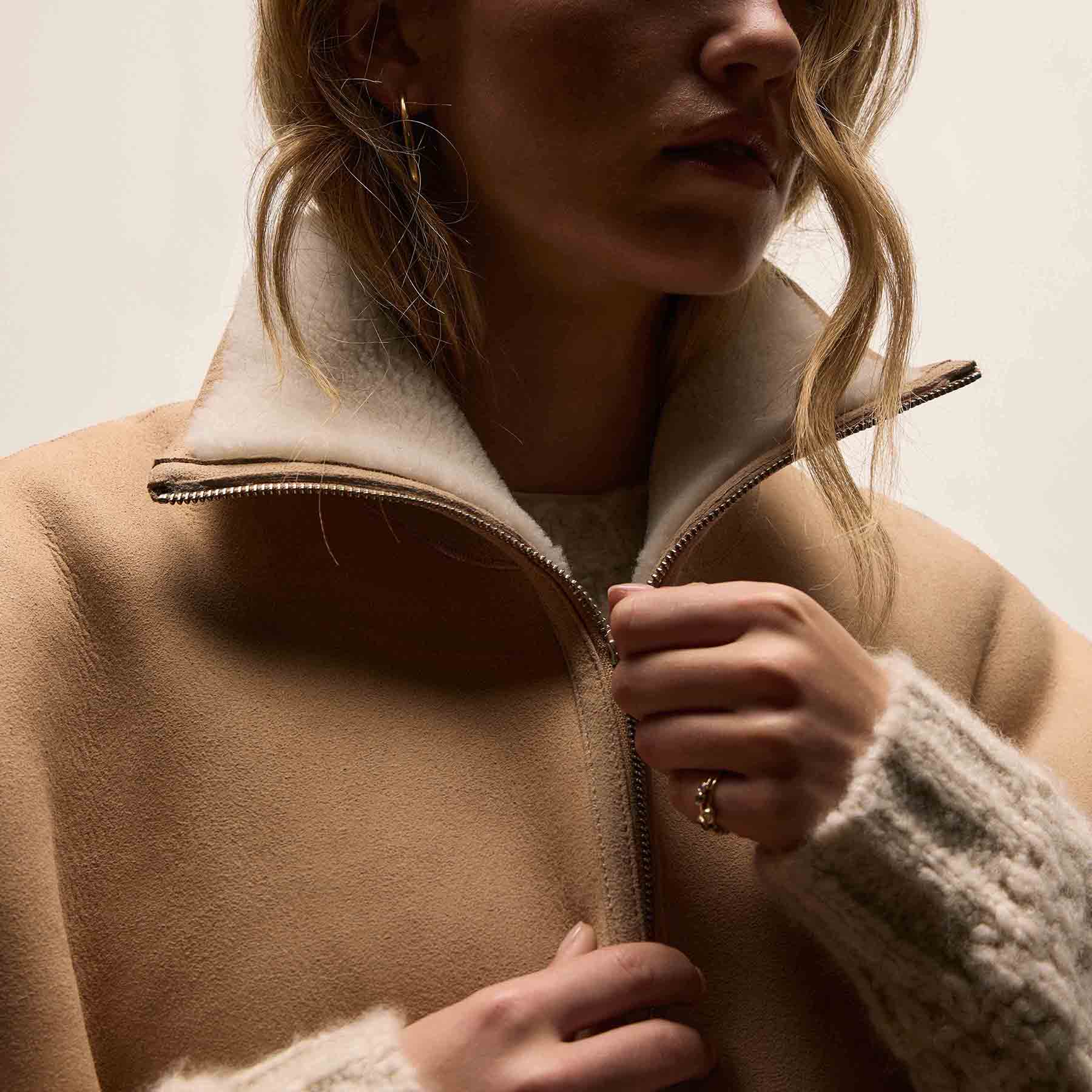 Suede Shearling Poncho - Light Caramel