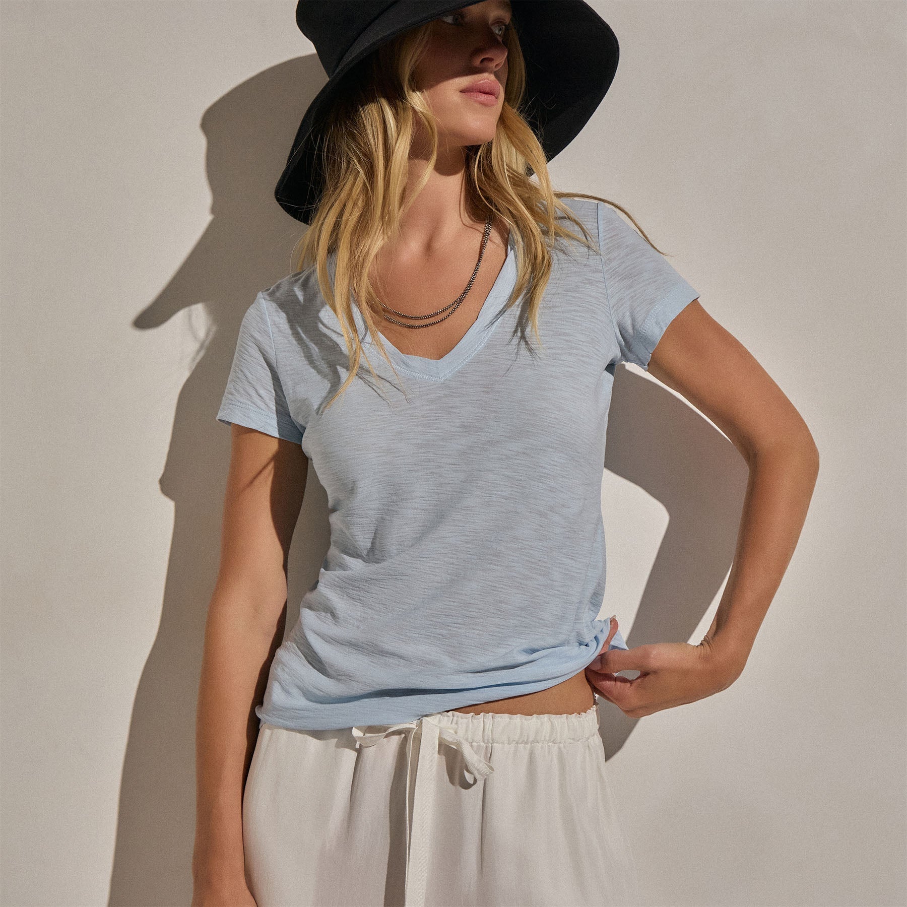 Sheer Slub V Neck - Pale Azul