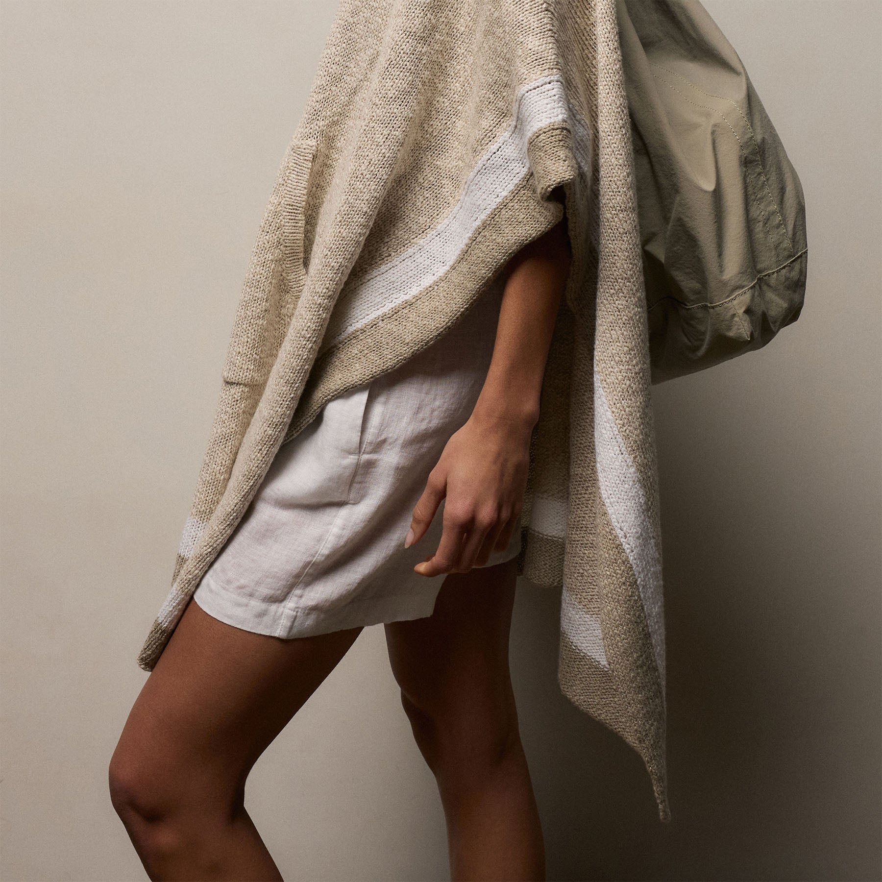 Baja Surf Hooded Poncho - Natural/White/Taupe